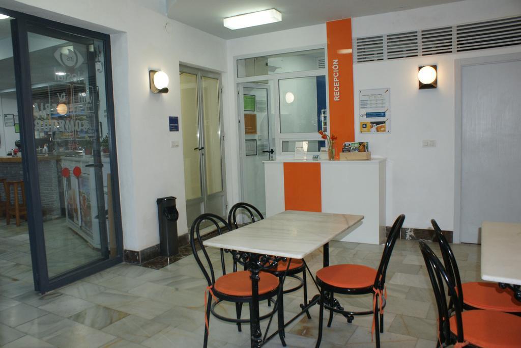 Hostal Puerto Beach Motril Exterior photo
